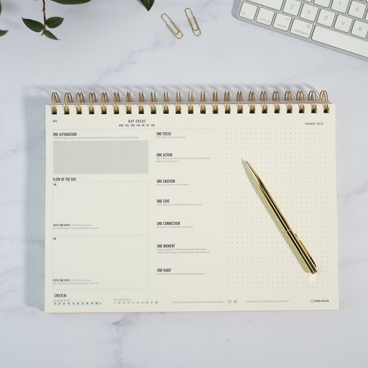 Daily Planner (Pink)