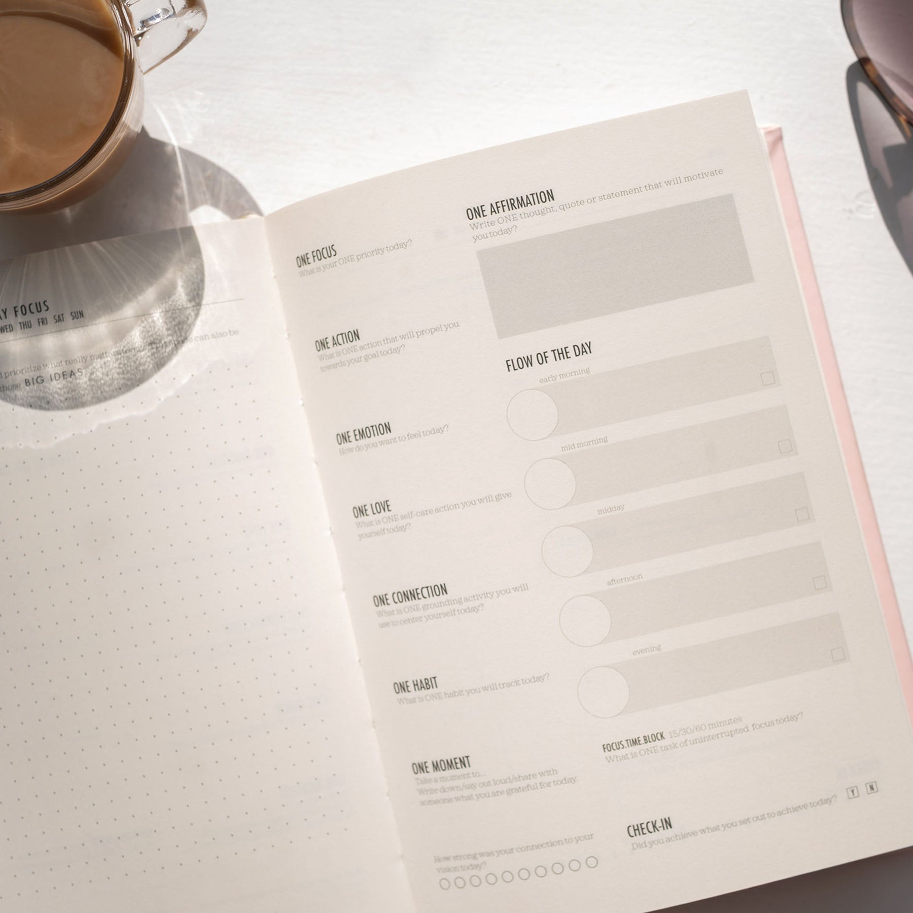 Daily FOCUS Planner (Pink)
