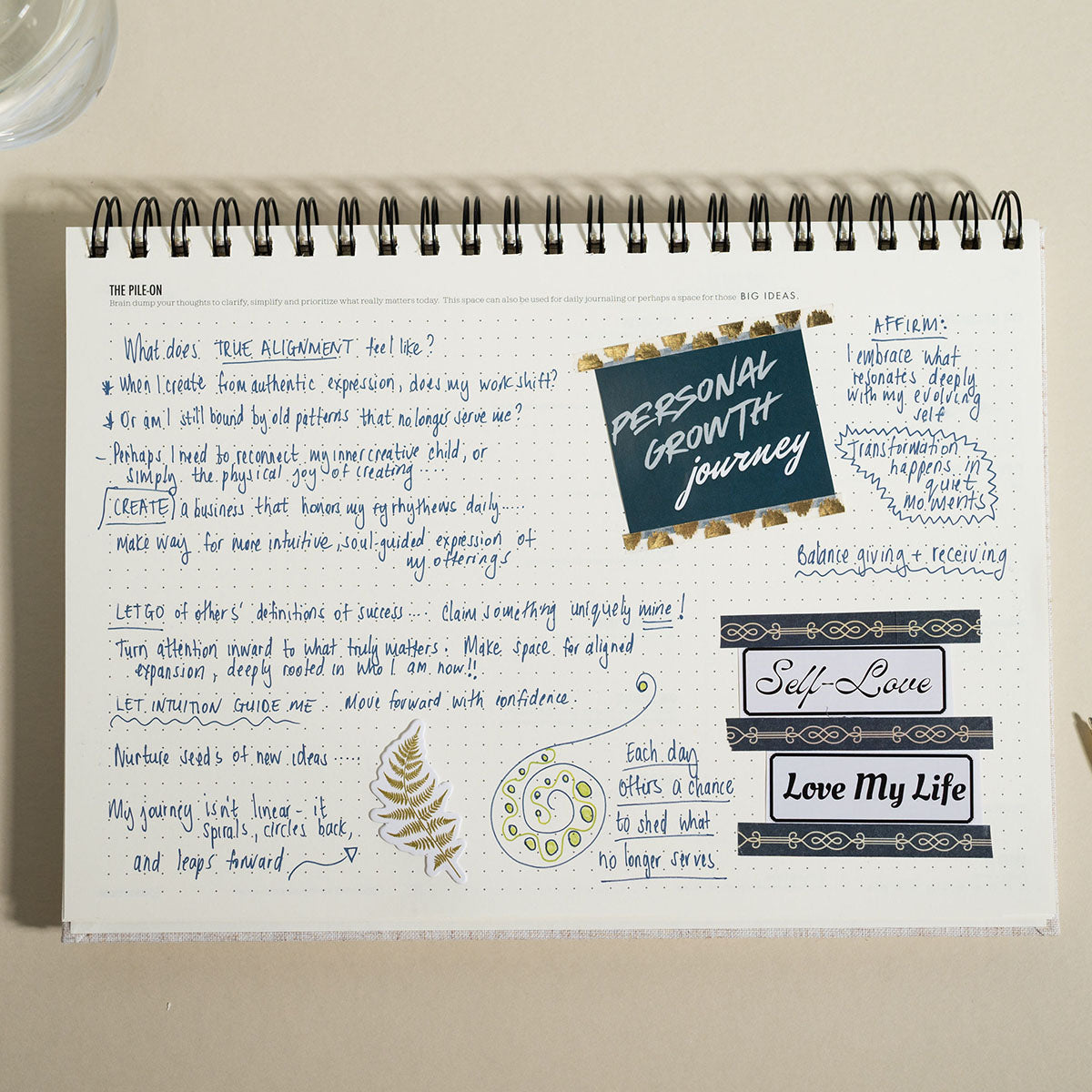 Daily Planner (Natural Linen)
