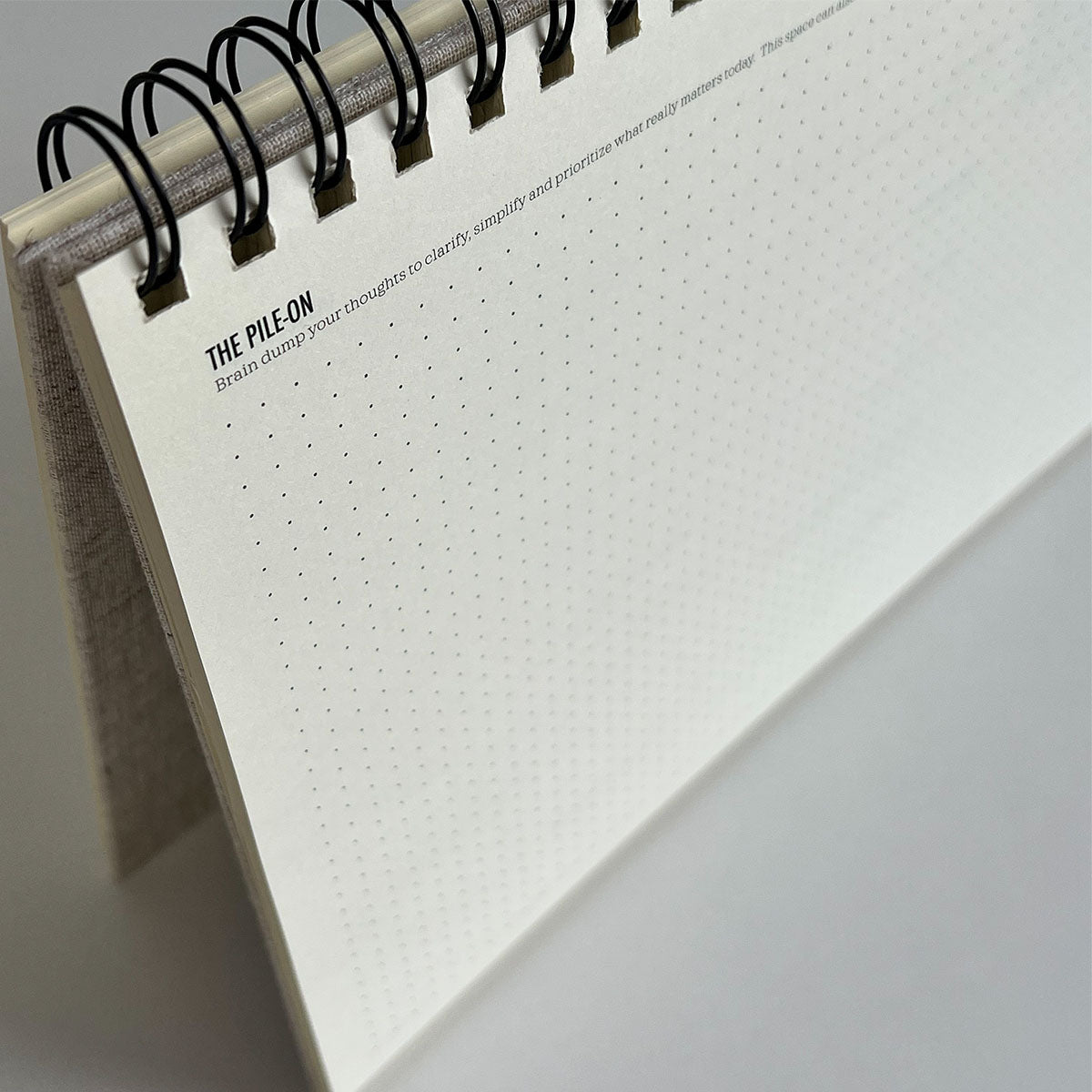 Daily Planner (Natural Linen)